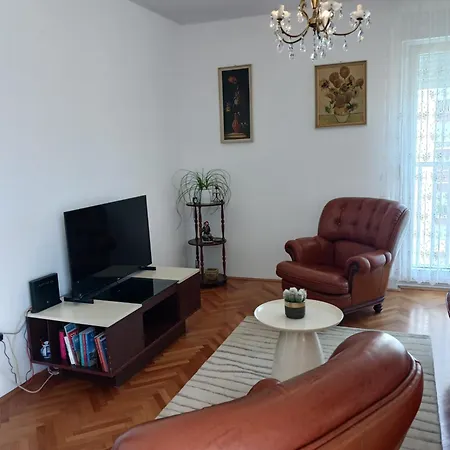 Magical View * Σπλιτ